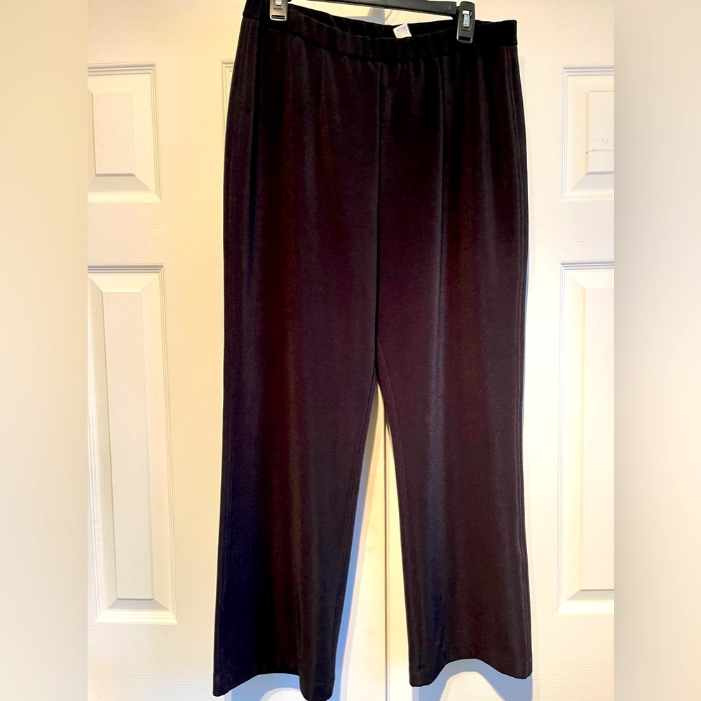 Chico’s loose black straight leg pants Sz L/XL ( 3 Short )